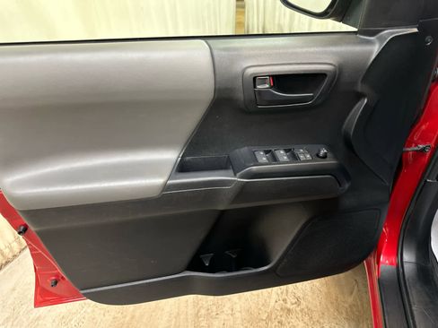 Used 2023 Toyota Tacoma SR AWD/4WD image 25