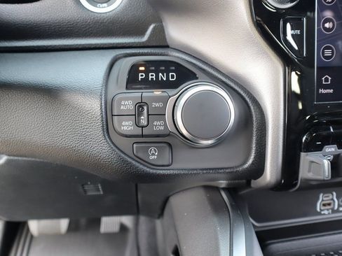 New 2026 RAM 1500 Big Horn AWD/4WD image 9