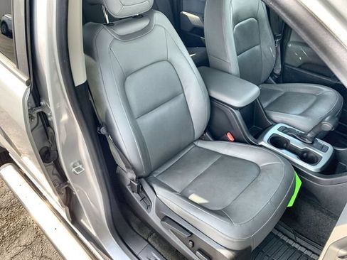Used 2015 Chevrolet Colorado LT w/ Luxury Package AWD/4WD image 24