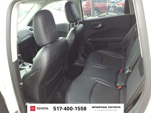Used 2019 Jeep Compass Latitude w/ Popular Equipment Group FWD image 12