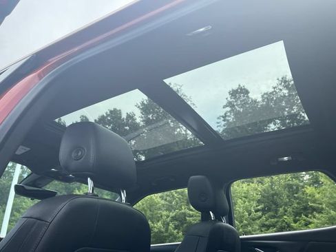 Certified 2021 Chevrolet Blazer RS w/ Enhanced Convenience Package FWD image 19