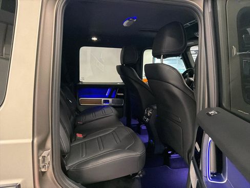 Used 2025 Mercedes-Benz G 550 image 27