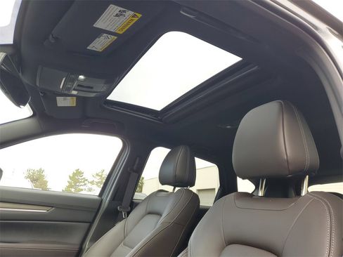 Used 2025 MAZDA CX-5 Signature image 12