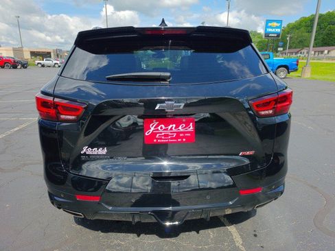Used 2025 Chevrolet Blazer RS AWD/4WD image 4