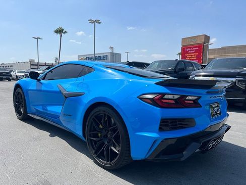 Used 2024 Chevrolet Corvette Z06 RWD image 7