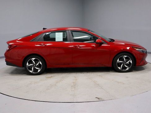 Certified 2023 Hyundai Elantra SEL w/ Convenience Package image 14