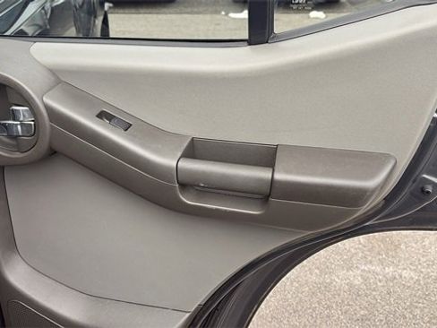 Used 2013 Nissan Xterra S w/ Value Package image 25