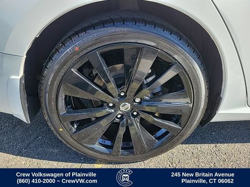 Used 2022 Nissan Altima 2.5 SR w/ Midnight Edition Package FWD image 19