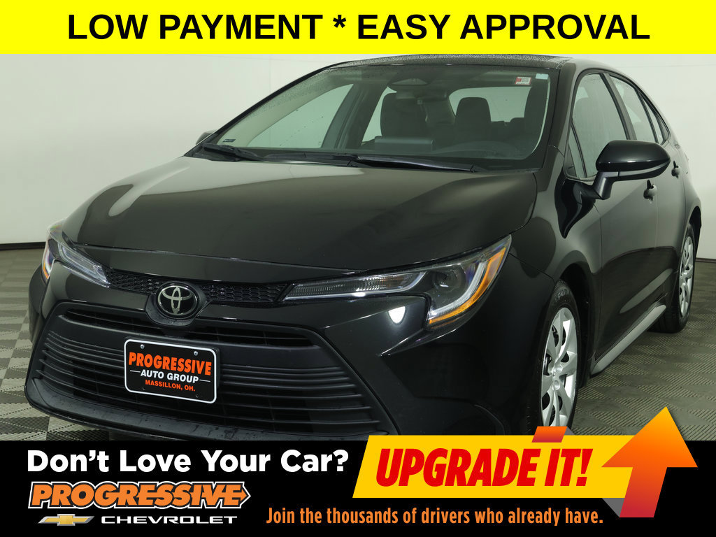 Used 2025 Toyota Corolla LE FWD image 1