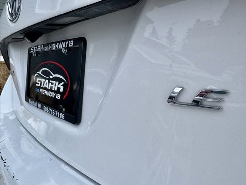 Used 2016 Toyota Corolla LE image 8