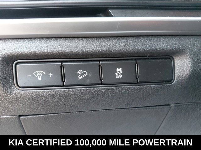 Certified 2024 Kia Telluride LX FWD image 18