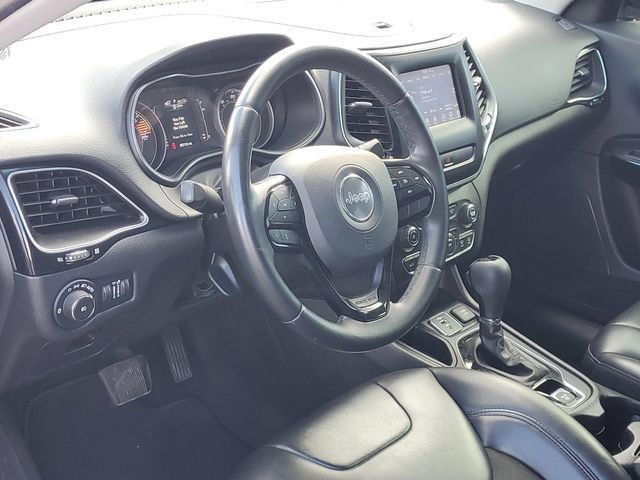 Used 2020 Jeep Cherokee Latitude Plus FWD image 6