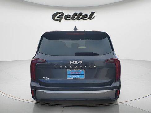 Used 2025 Kia Telluride LX FWD image 6