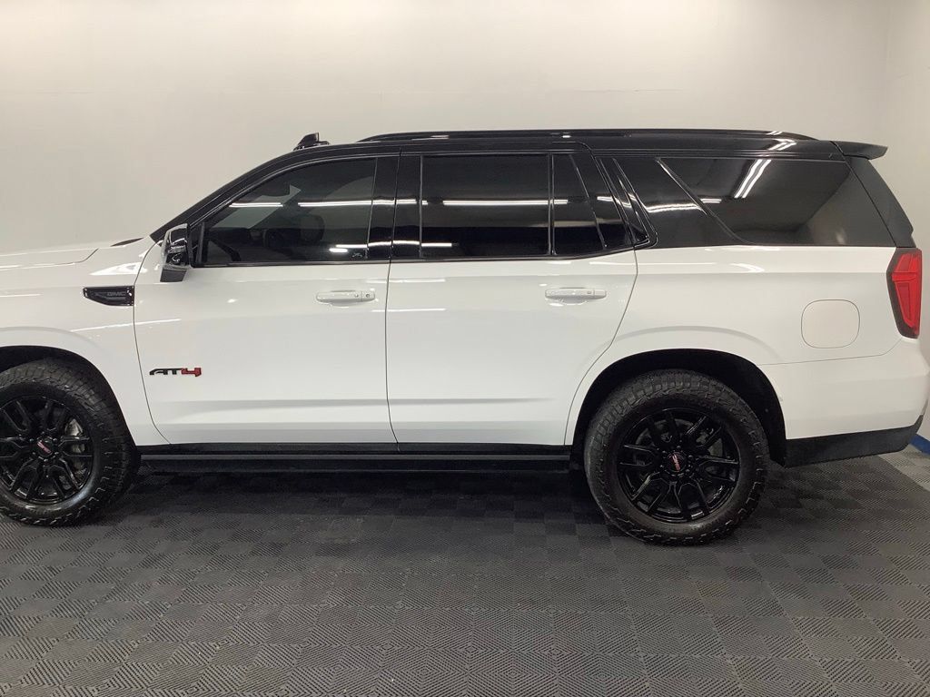 Used 2023 GMC Yukon AT4 w/ AT4 Premium Package AWD/4WD image 5