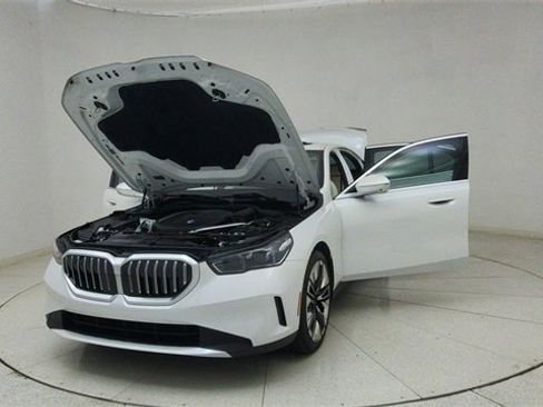 Used 2026 BMW 540i xDrive image 72