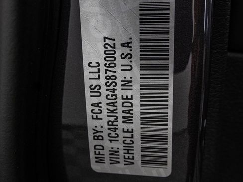 New 2025 Jeep Grand Cherokee L Laredo w/ Luxury Tech Group I image 41