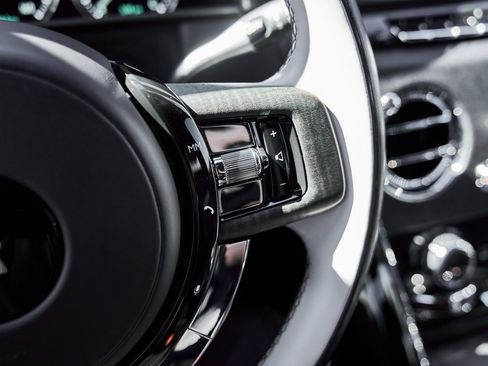 Used 2023 Rolls-Royce Cullinan image 62