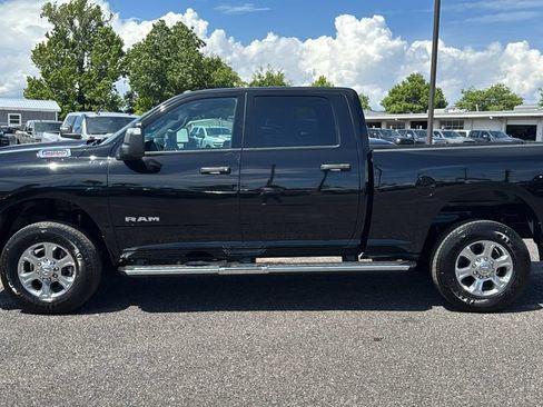 Used 2026 RAM 2500 Big Horn AWD/4WD image 3