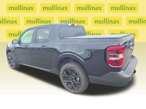 Certified 2025 Ford Maverick XLT w/ XLT Luxury Package AWD/4WD image 11