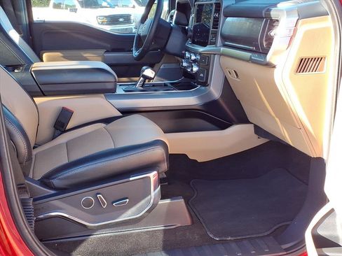 Certified 2022 Ford F150 Lariat w/ Equipment Group 502A High image 23