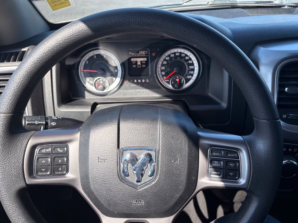 Used 2021 RAM 1500 Classic SLT RWD image 9