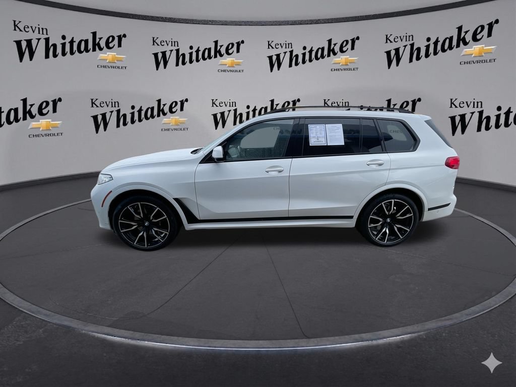 Used 2022 BMW X7 xDrive40i w/ M Sport Package AWD/4WD image 6