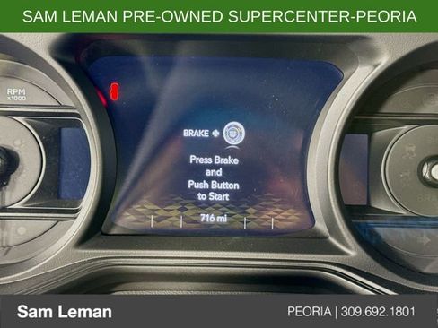 Used 2024 Jeep Wrangler Unlimited Rubicon 4xe image 12