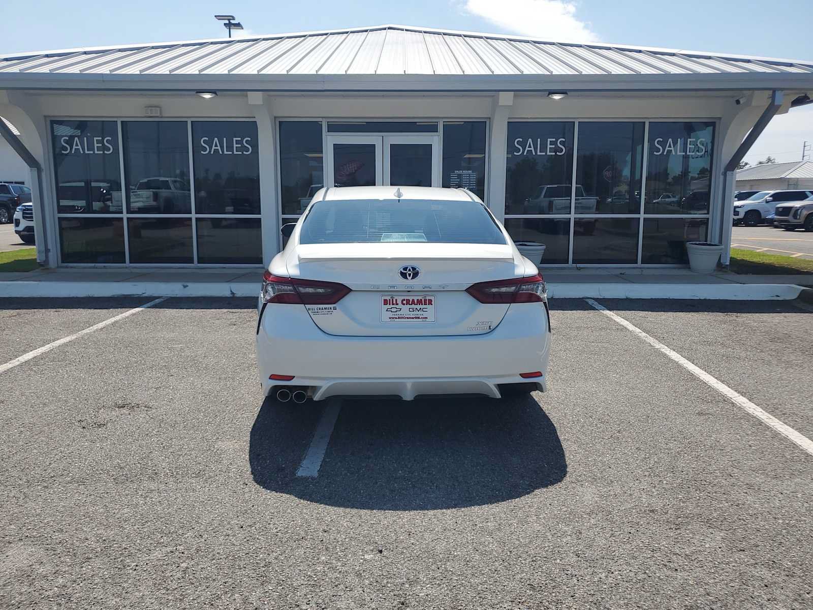 Used 2024 Toyota Camry XSE w/ Navigation Package FWD image 4