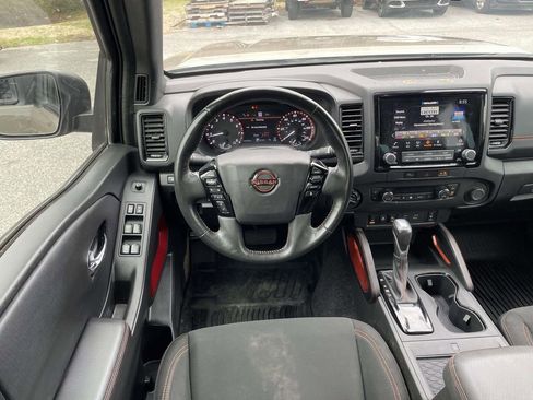 Used 2024 Nissan Frontier PRO-4X w/ Pro Convenience Package image 14
