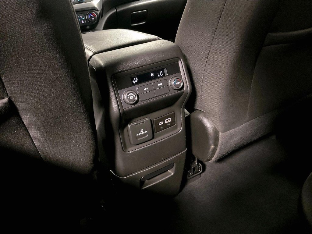 Used 2023 GMC Acadia SLE w/ Driver Convenience Package AWD/4WD image 29
