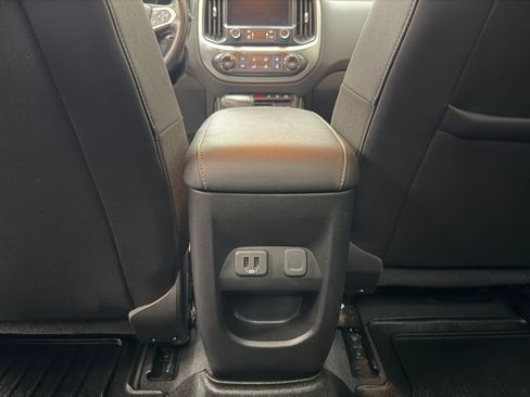 Used 2019 Chevrolet Colorado ZR2 AWD/4WD image 23