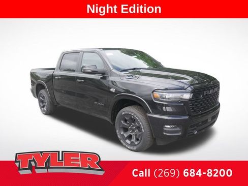 New 2026 RAM 1500 4x4 Crew Cab image 1