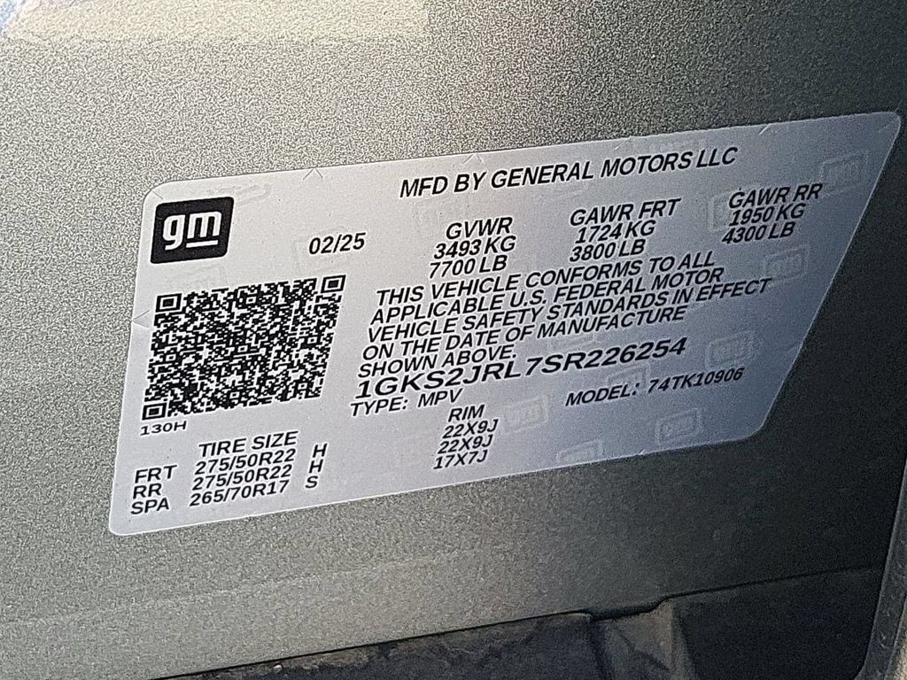 Used 2025 GMC Yukon XL Denali AWD/4WD image 40