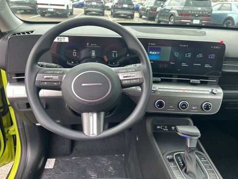 New 2026 Hyundai Kona SE image 14