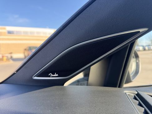 Used 2019 Volkswagen Golf R 4-Door image 21