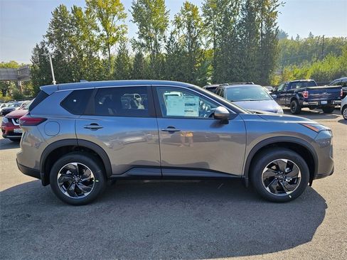 New 2026 Nissan Rogue SV image 4