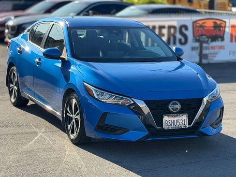 Used 2020 Nissan Sentra SV image 2