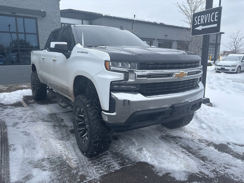 Used 2021 Chevrolet Silverado 1500 LT image 3