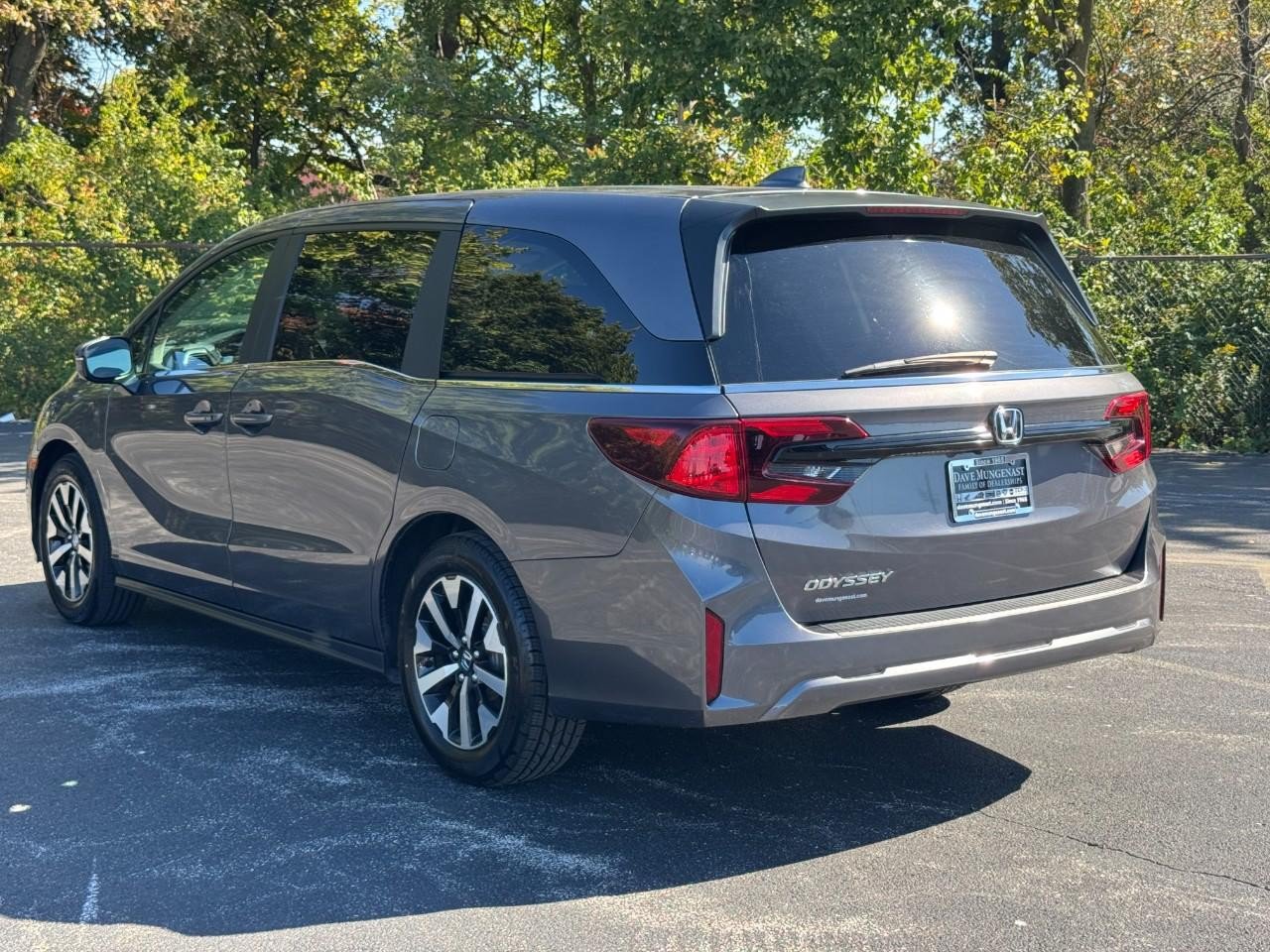 Used 2025 Honda Odyssey EX-L image 7