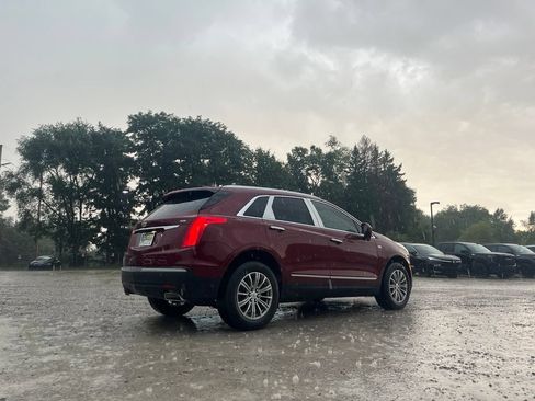 Used 2018 Cadillac XT5 Luxury w/ Driver Awareness Package FWD image 7