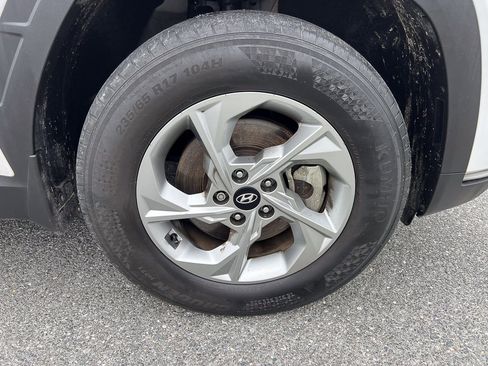 Used 2023 Hyundai Tucson SE image 20