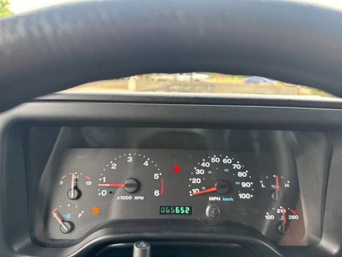 Used 2005 Jeep Wrangler X w/ Tire & Wheel Group (Ecco) AWD/4WD image 22