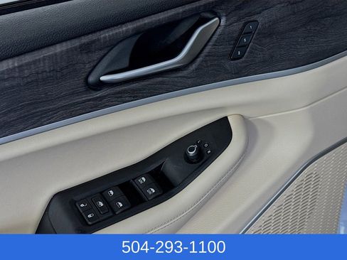 Used 2022 Jeep Grand Cherokee L Limited image 18