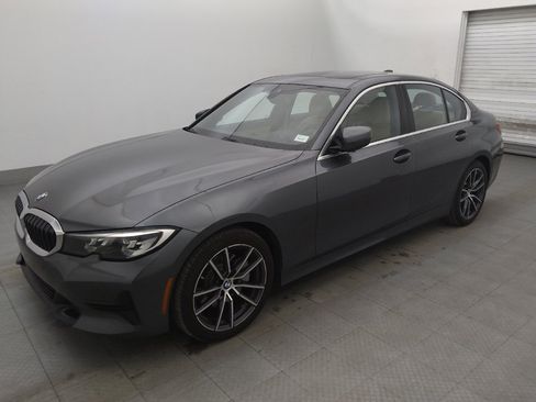 Used 2019 BMW 330i Sedan w/ Driving Assistance Package RWD image 2