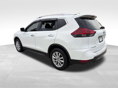Used 2020 Nissan Rogue SV FWD image 5