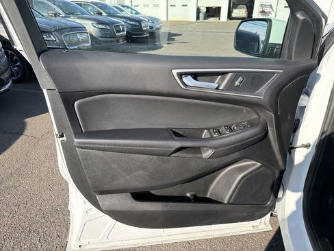 Used 2024 Ford Edge SEL w/ Convenience Package image 10