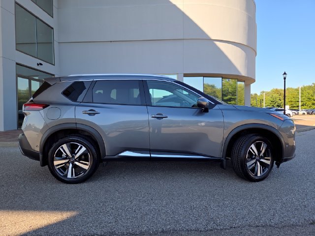 Used 2023 Nissan Rogue SL w/ SL Premium Package AWD/4WD image 30