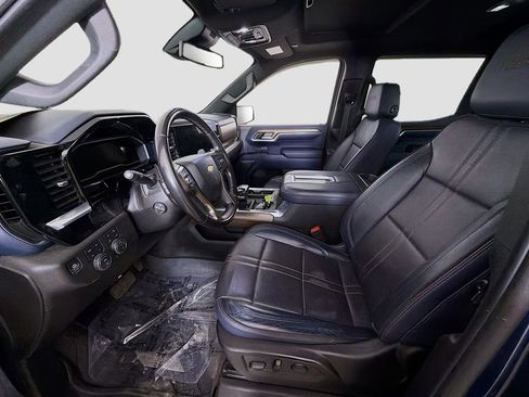 Used 2022 Chevrolet Silverado 1500 High Country w/ High Country Premium Package image 25