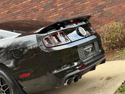 Used 2013 Ford Mustang Shelby GT500 image 25