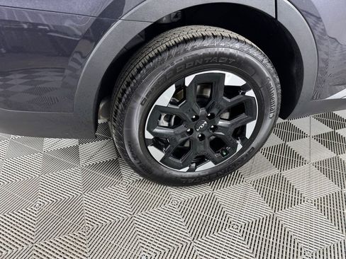 Used 2025 Kia Sorento S w/ Panoramic Sunroof Package image 37